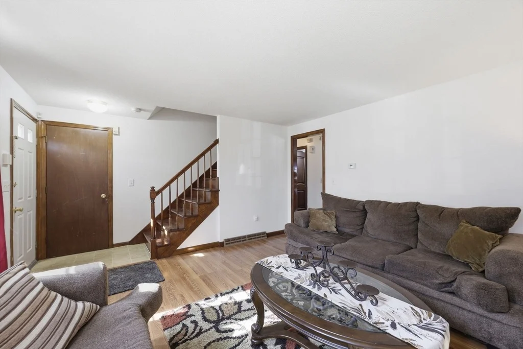 Photo of 164 Arnold Ave