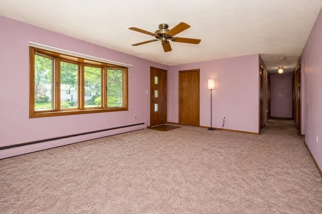 Photo of 33 Daniel Dr.