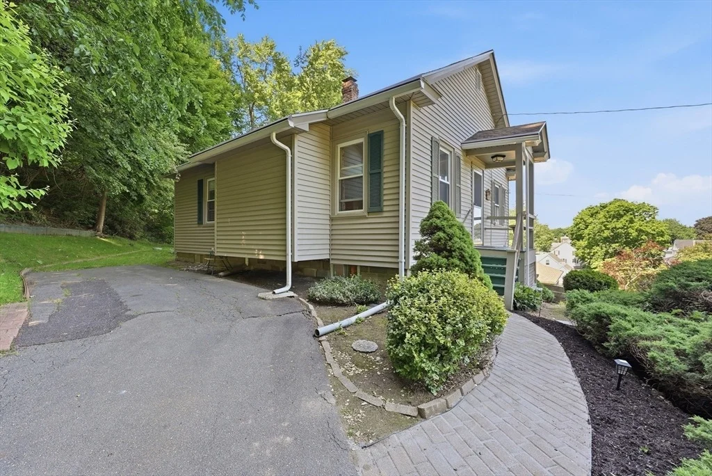 Photo of 114 Field Street