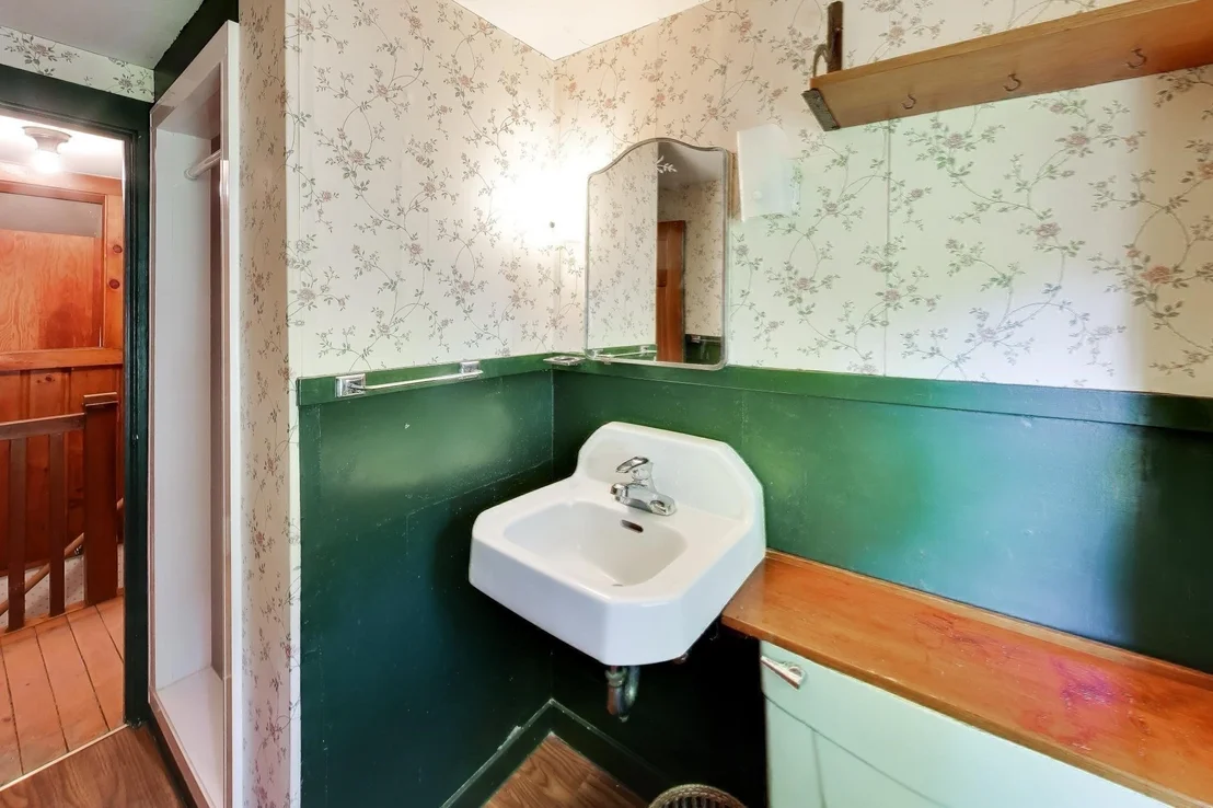 Photo of 72 Sexton Ave