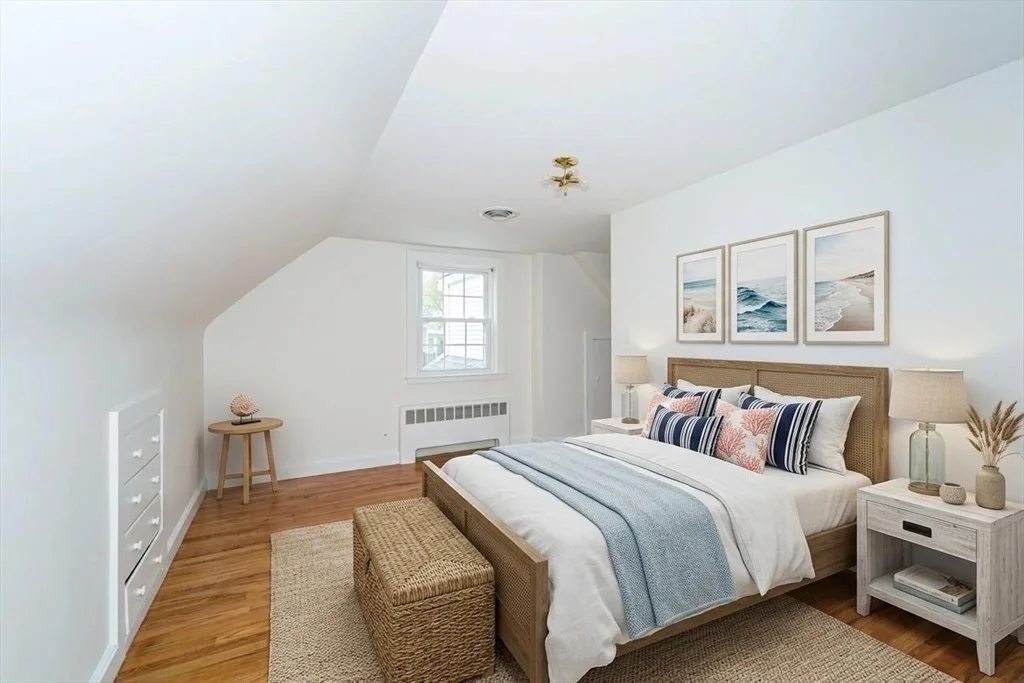 Photo of 250 Bacon St