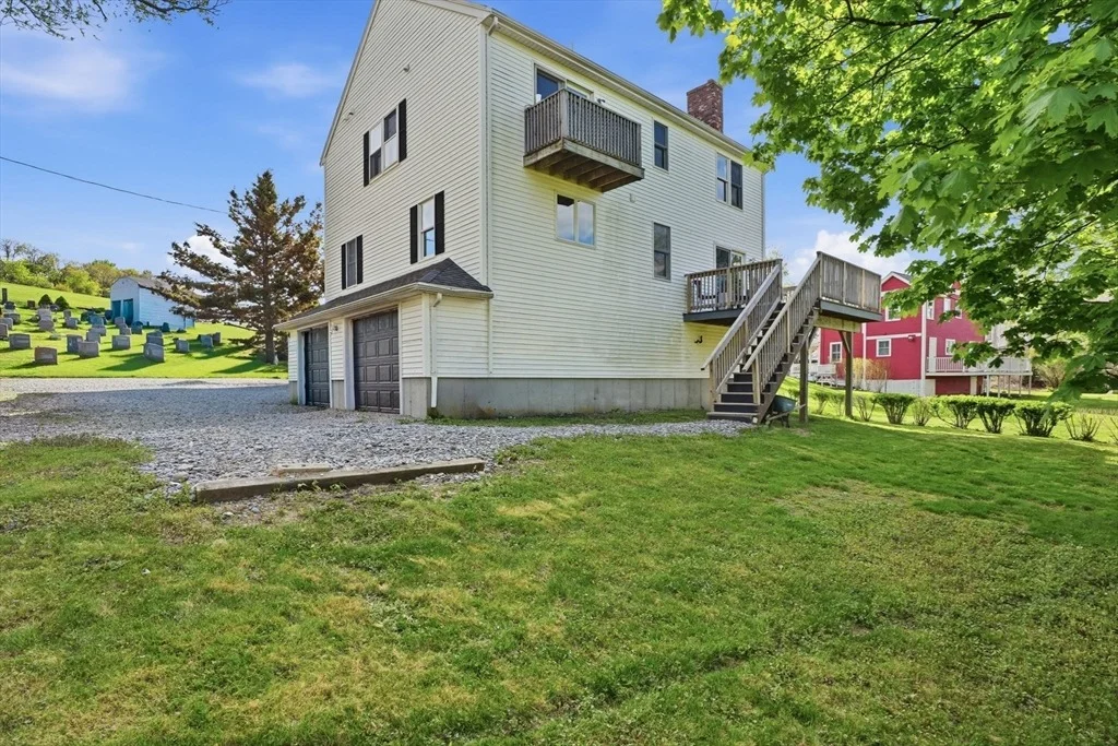 Photo of 42 Duck Ln