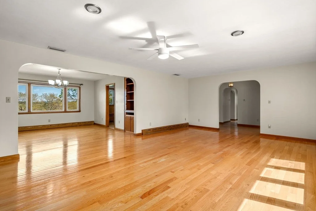 Photo of 29 Llewellyn Drive