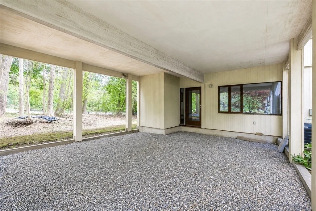 Photo of 58 Solomon Pierce Rd