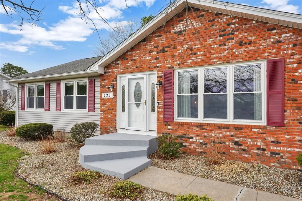 Photo of 135 Nutmeg Cir