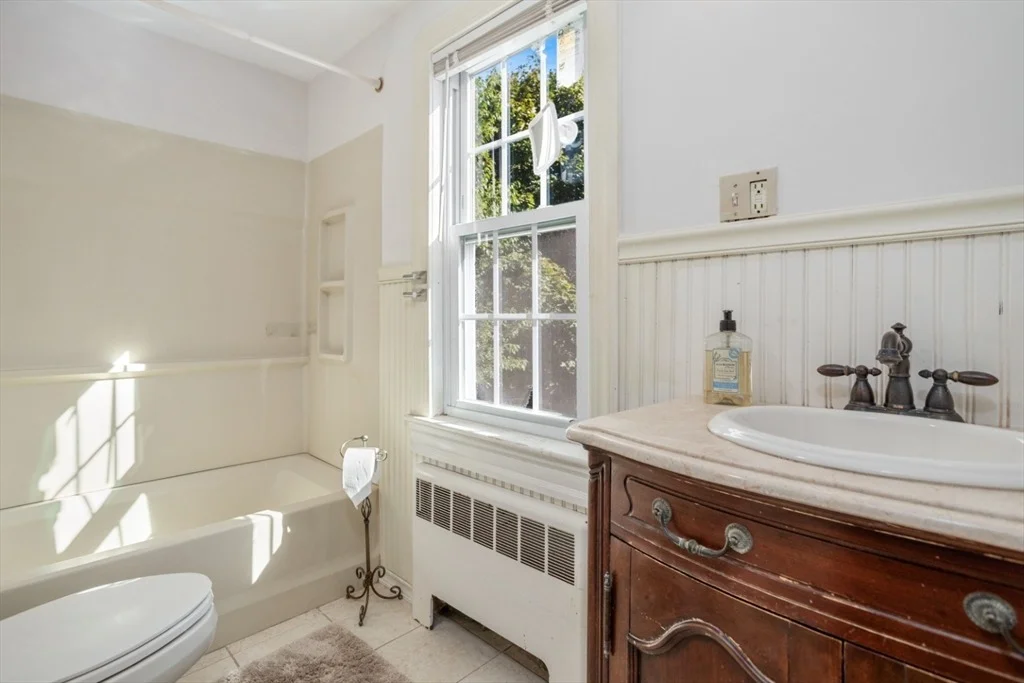 Photo of 66 Lincoln Circle