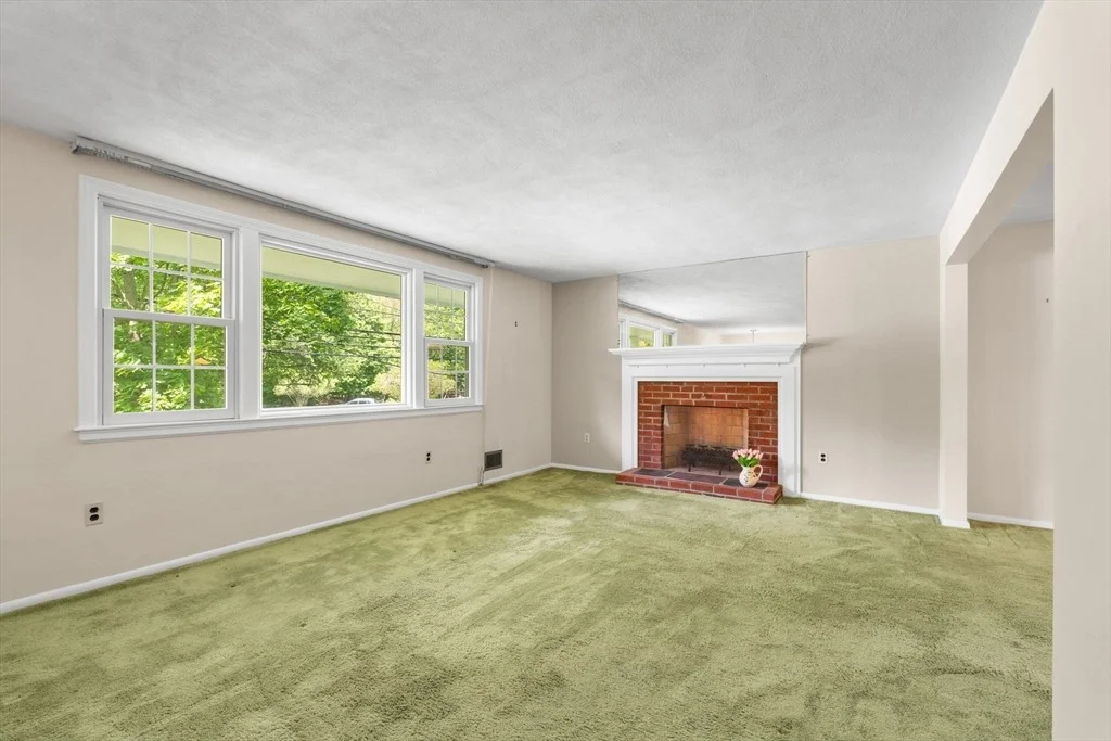 Photo of 348 Belknap