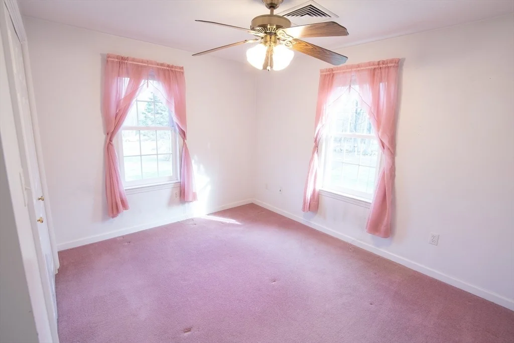 Photo of 118 Kempton Rd
