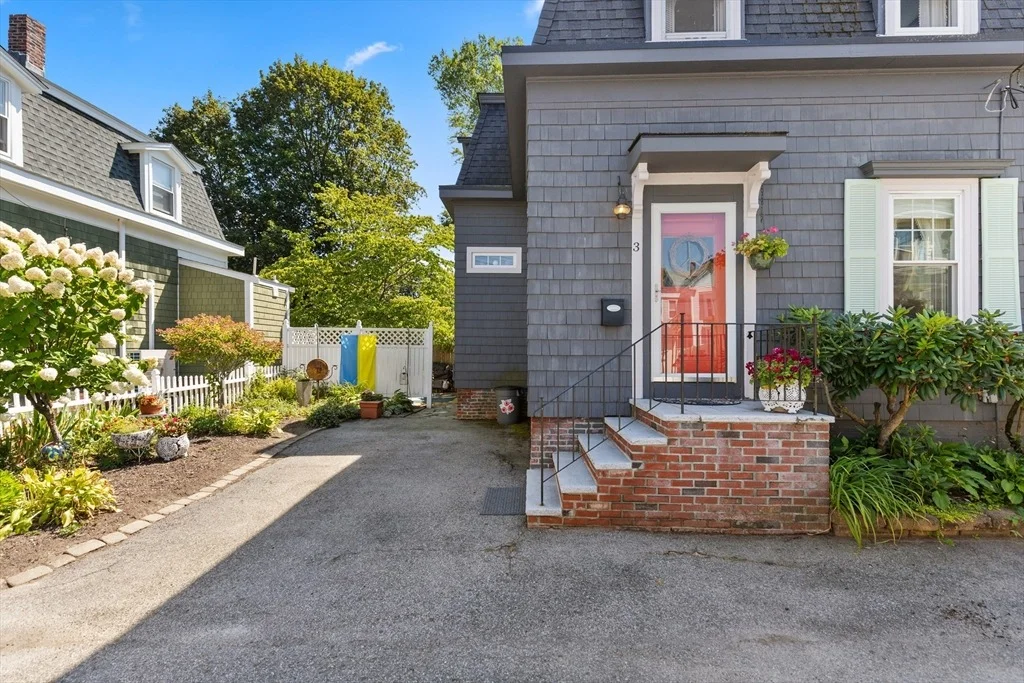 Photo of 3 Cottage St