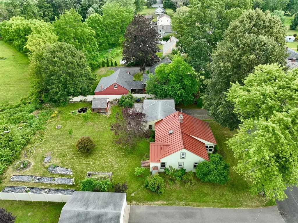 Photo of 9 Eastern Ave