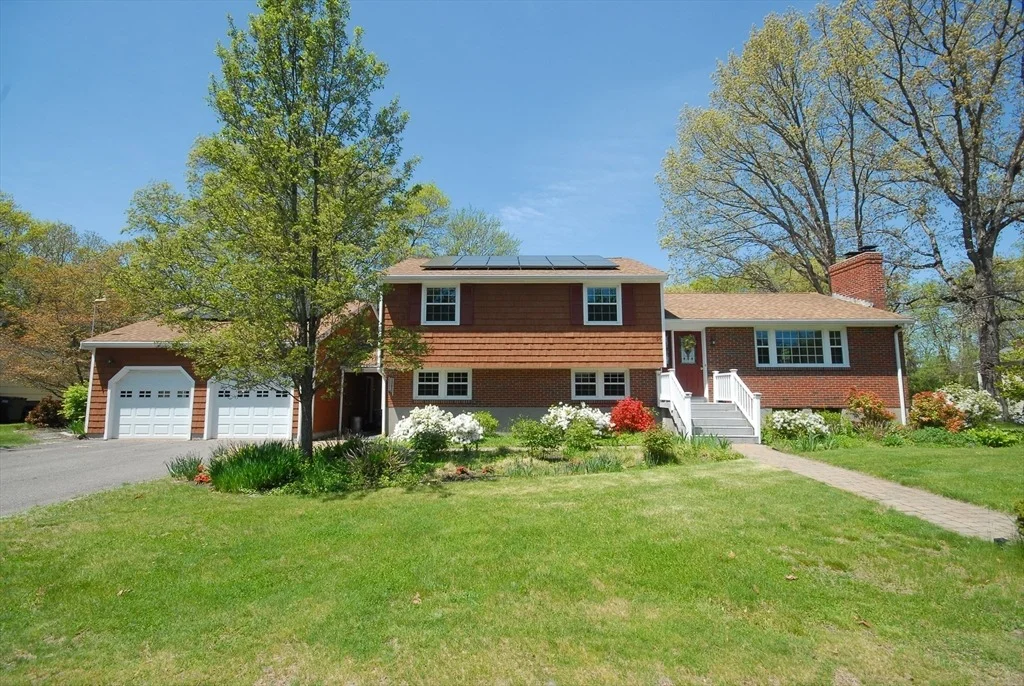Photo of 95 Bayberry Rd