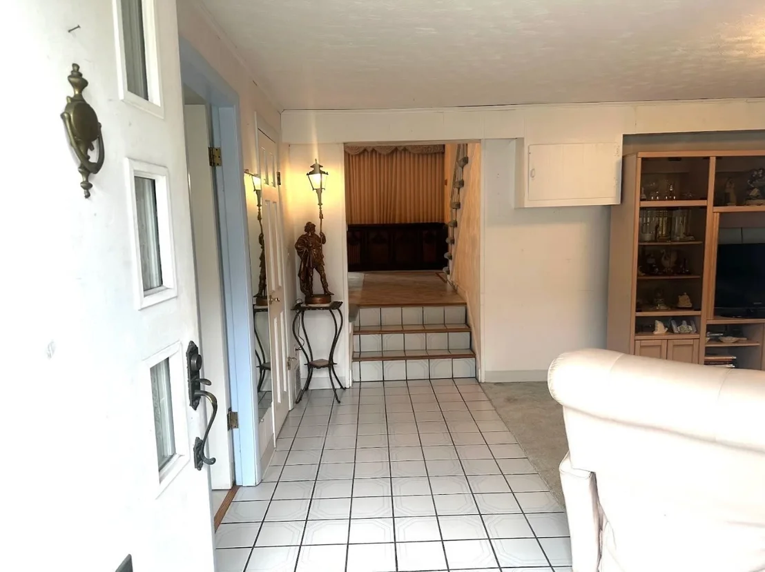 Photo of 37 Rustcraft Rd