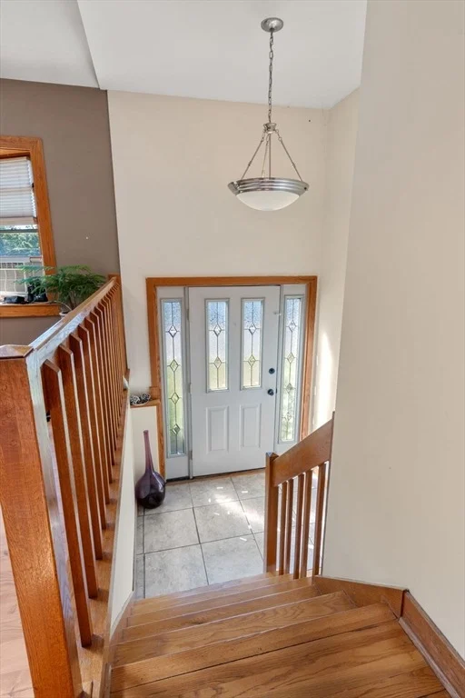 Photo of 10 Hopkinton Rd
