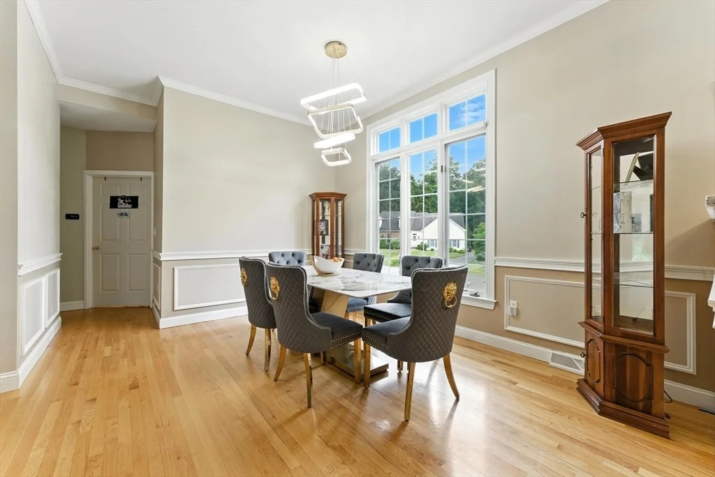 Photo of 30 Radisson Ln