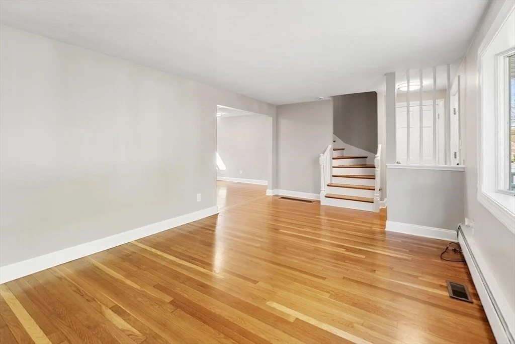 Photo of 9 Lebel Rd