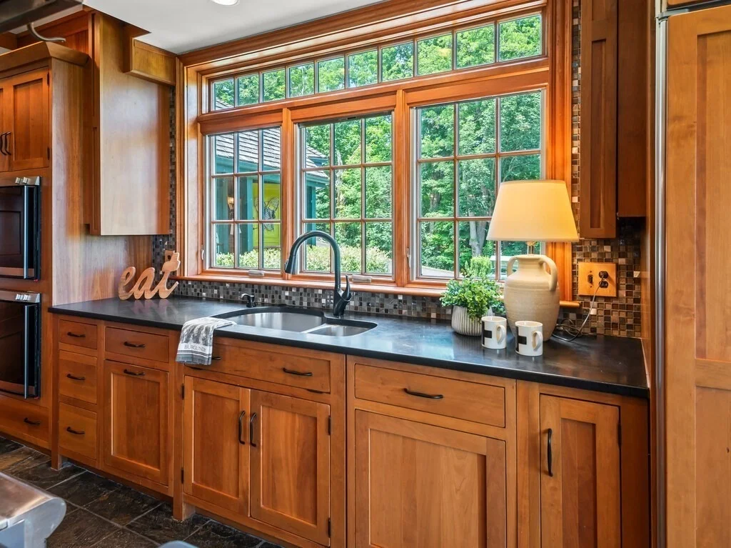 Photo of 150 Mountain Rd