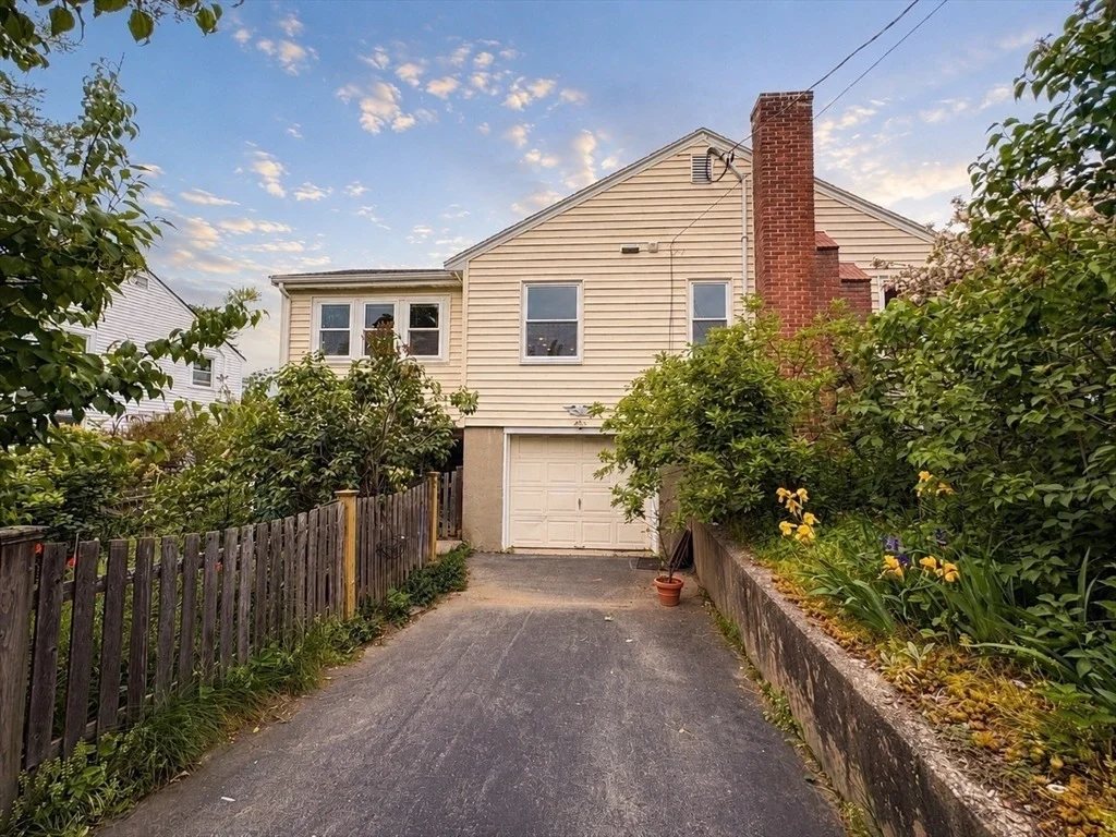 Photo of 69 Standish Rd