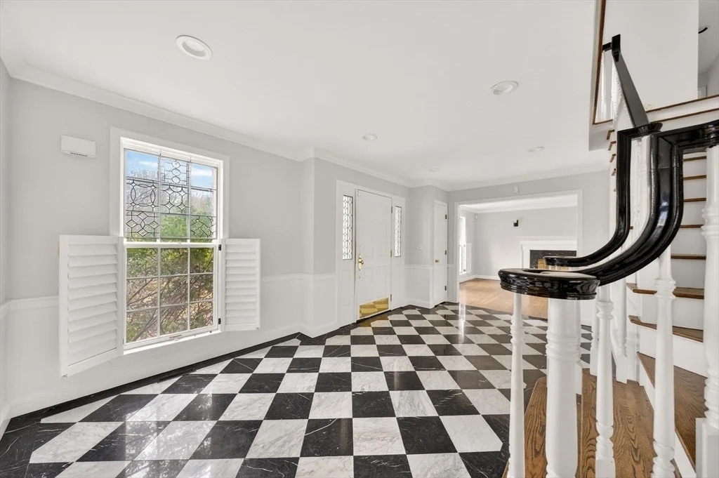 Photo of 84 White Birch Way