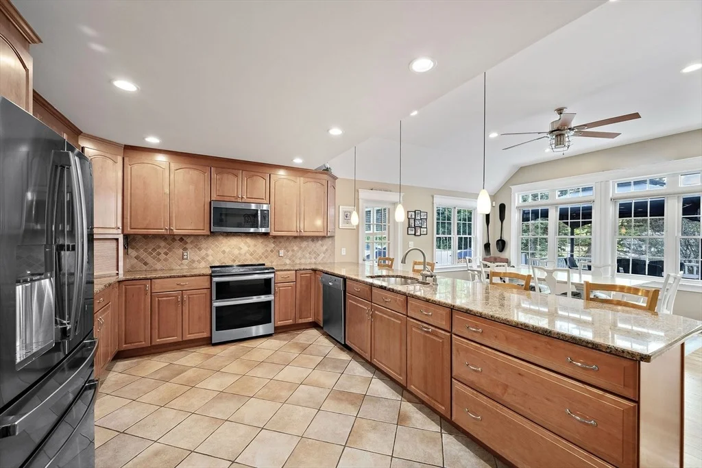 Photo of 146 Eleanor Dr