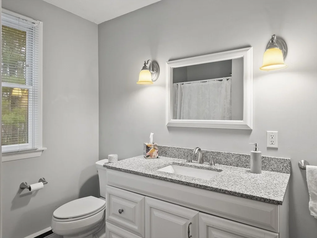 Photo of 7 Spruce Rd