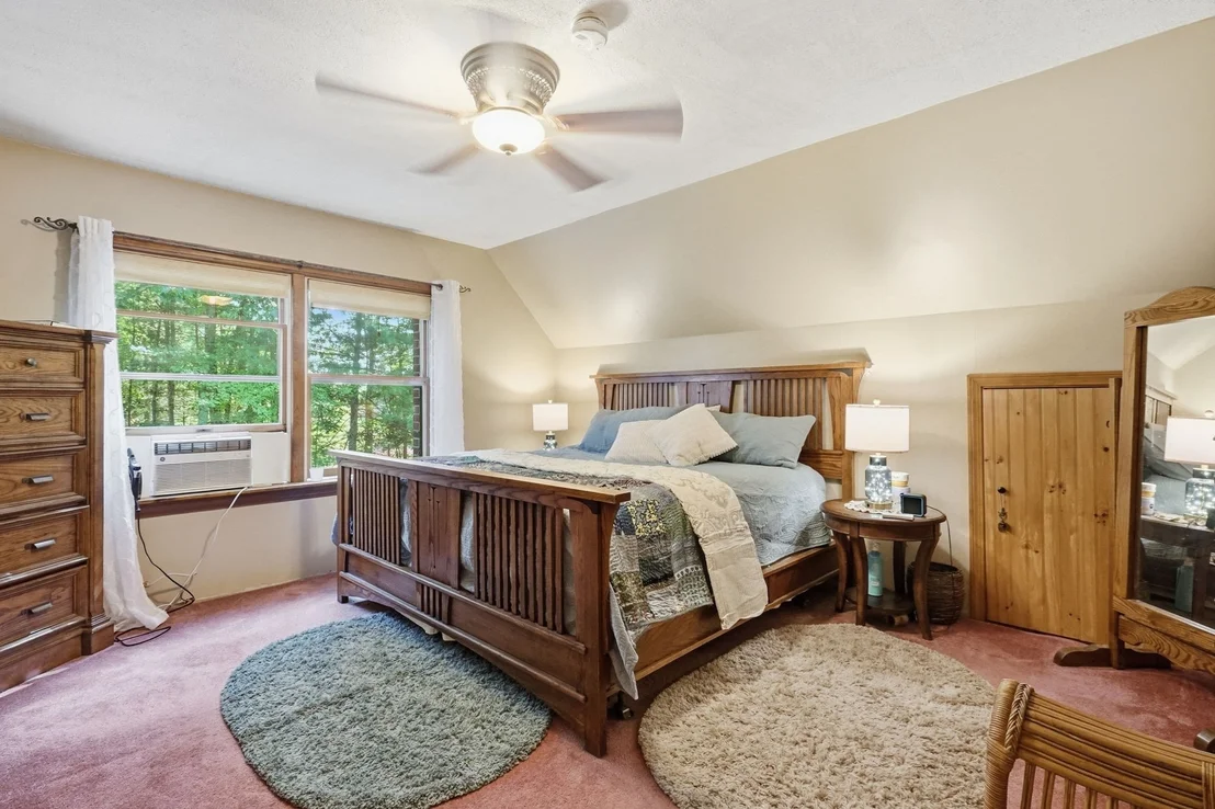 Photo of 6 Brittany Dr