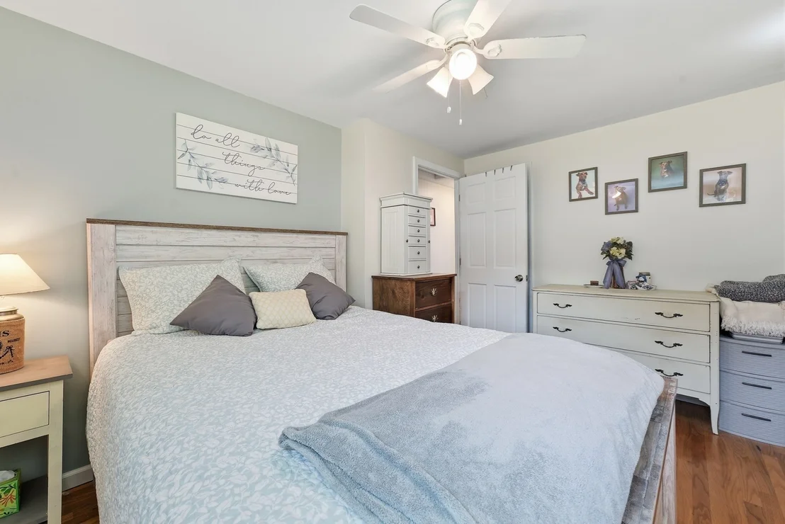 Photo of 75 Longwood Dr