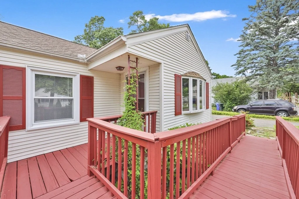 Photo of 232 Almira Rd