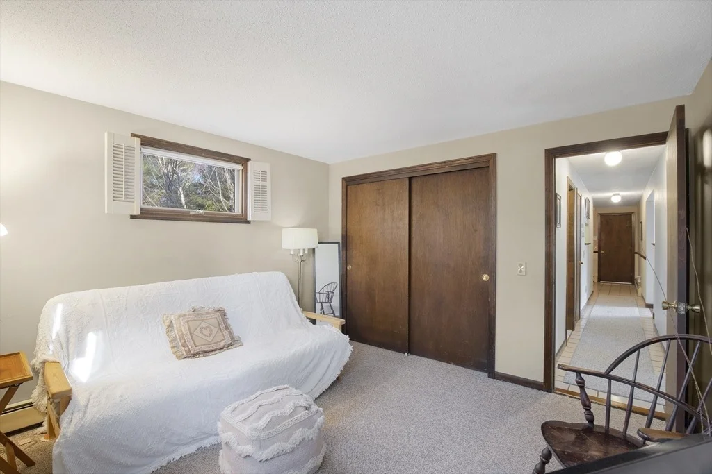 Photo of 386 Bishops Ter