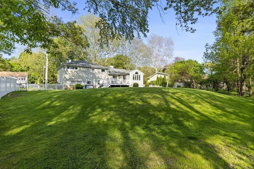 Photo of 75 Perry Avenue