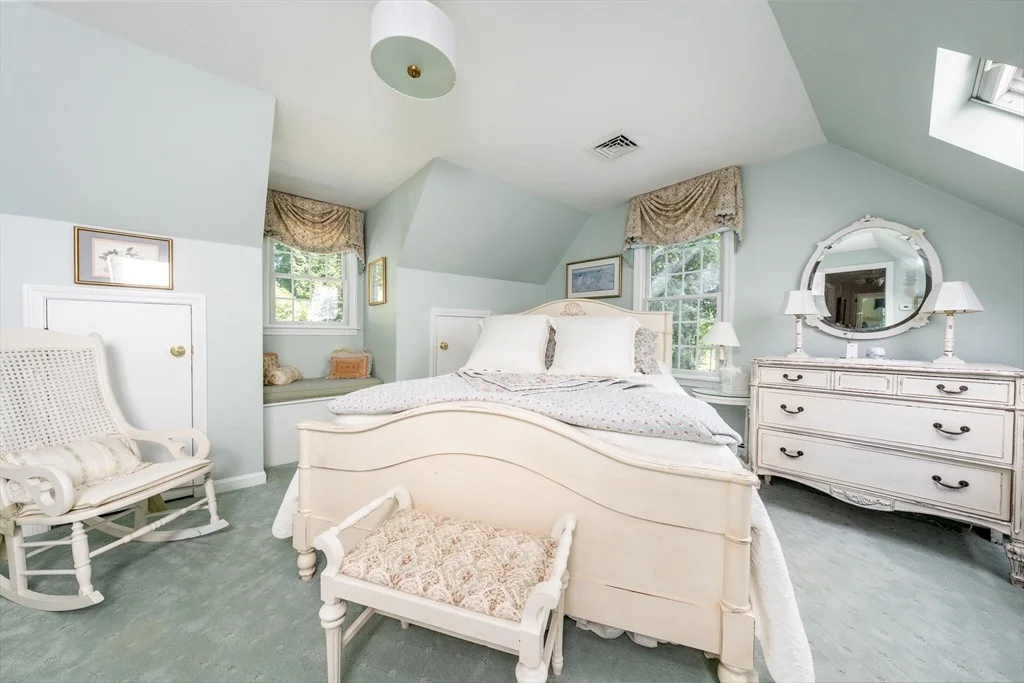 Photo of 15 Long Pond Cir