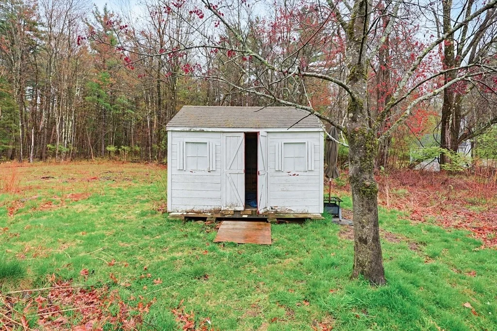 Photo of 321 Townsend Hill Rd