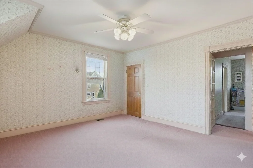 Photo of 4 Beach Ave