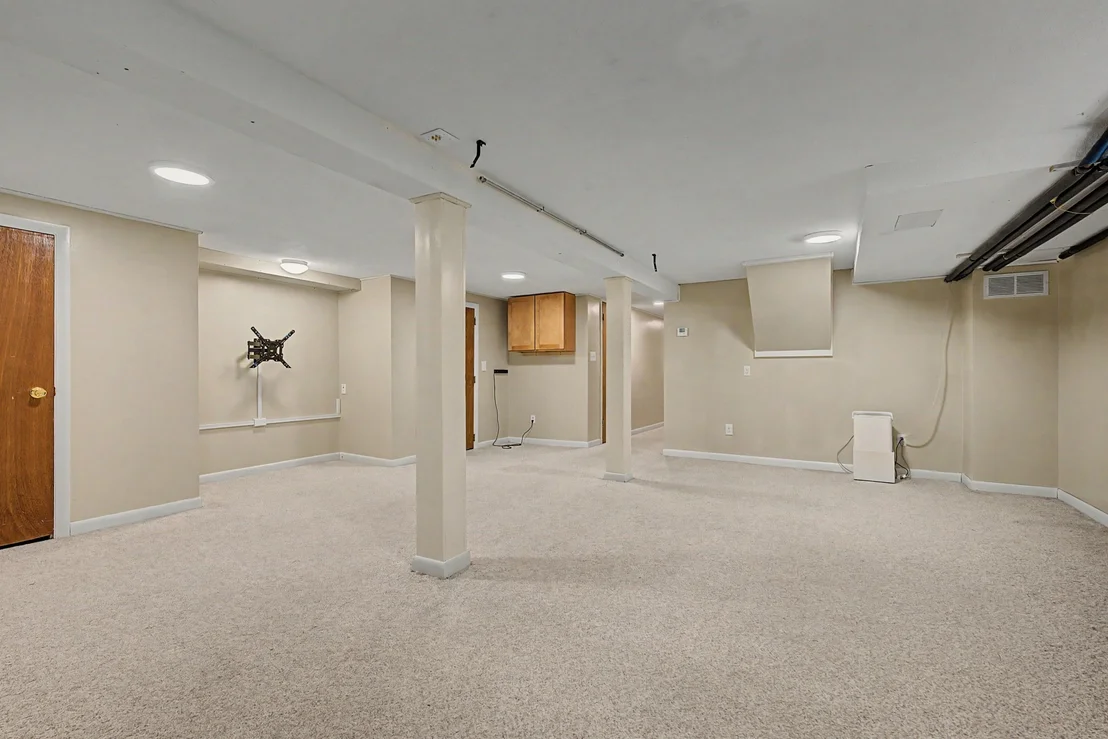 Photo of 50 Deepwoods Dr.