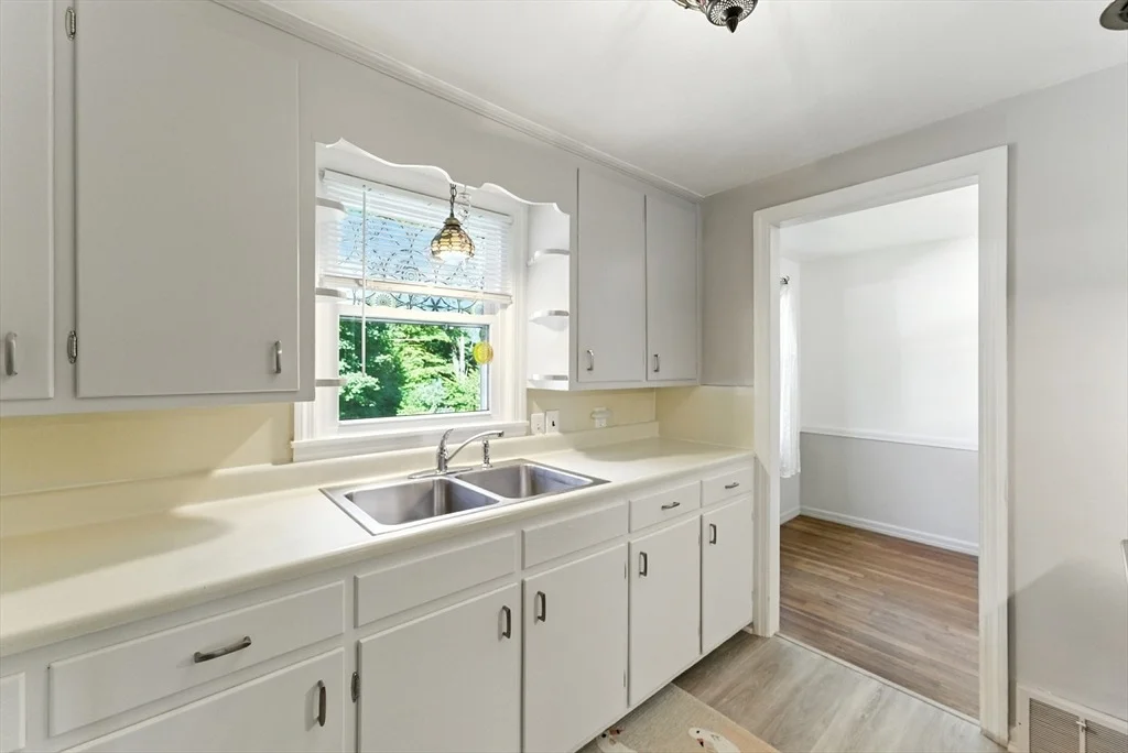Photo of 171 Lower Beverly Hills