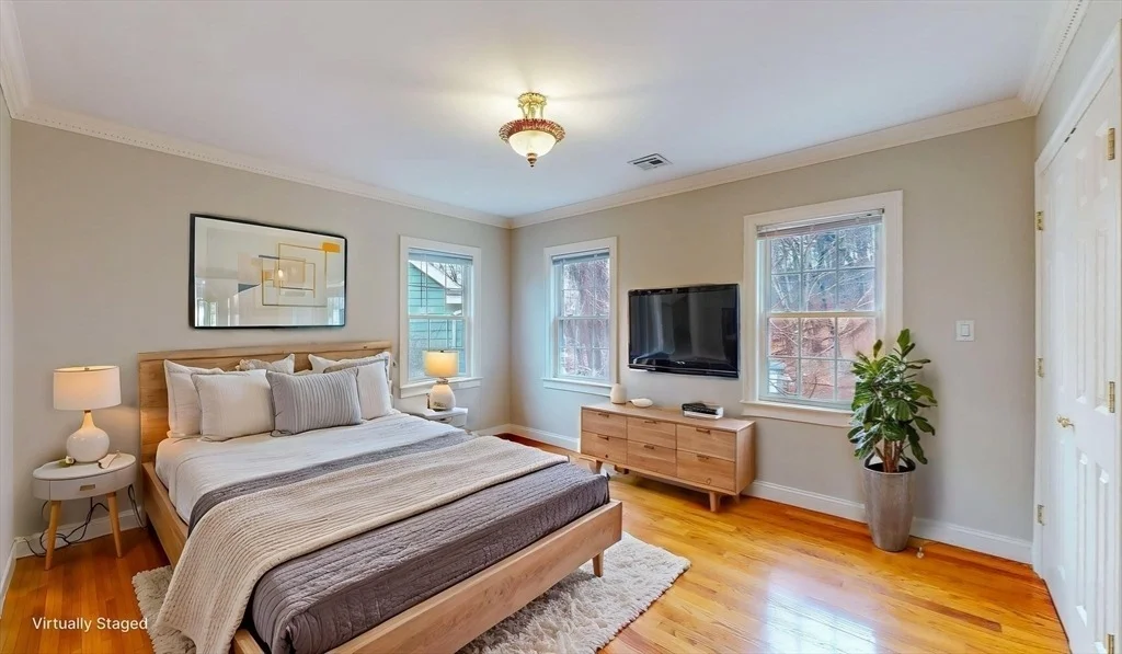 Photo of 455 Waban Ave