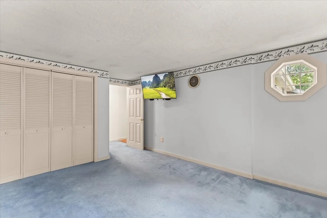 Photo of 8 Clay Pond Rd