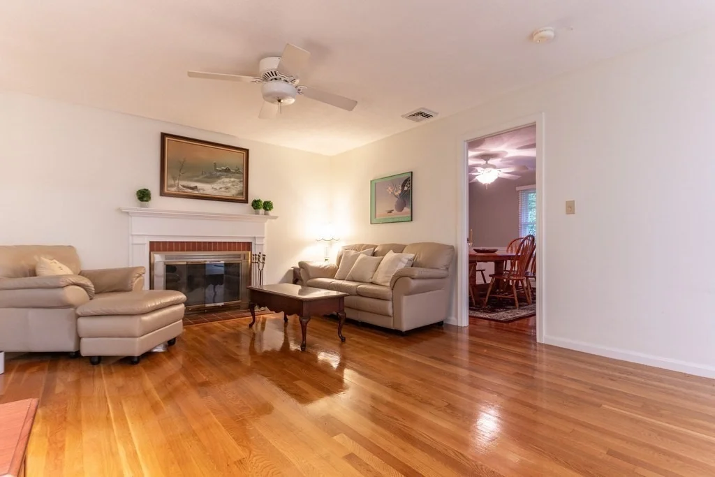 Photo of 39 Old Brook Rd