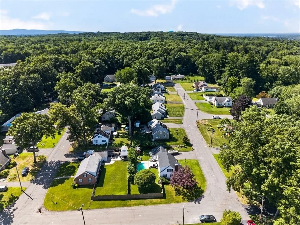 Photo of 20 Westernview Cir