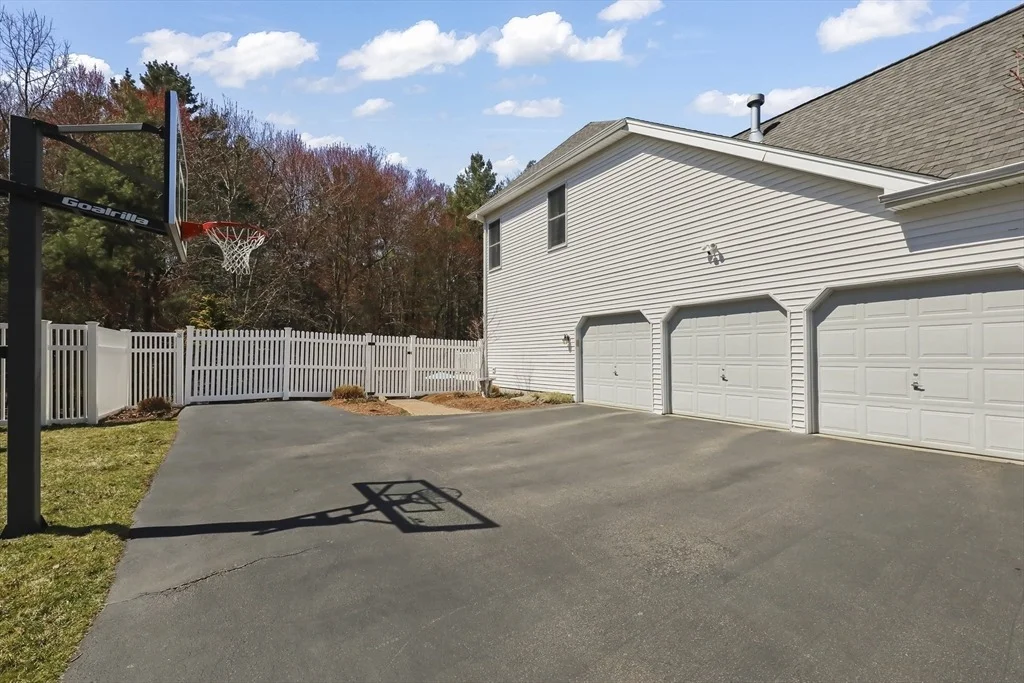 Photo of 37 Hancock Rd
