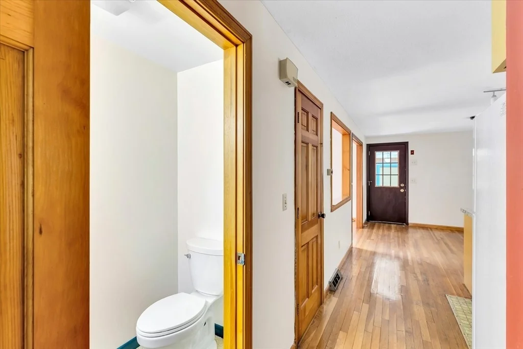 Photo of 804 Putnam Ave