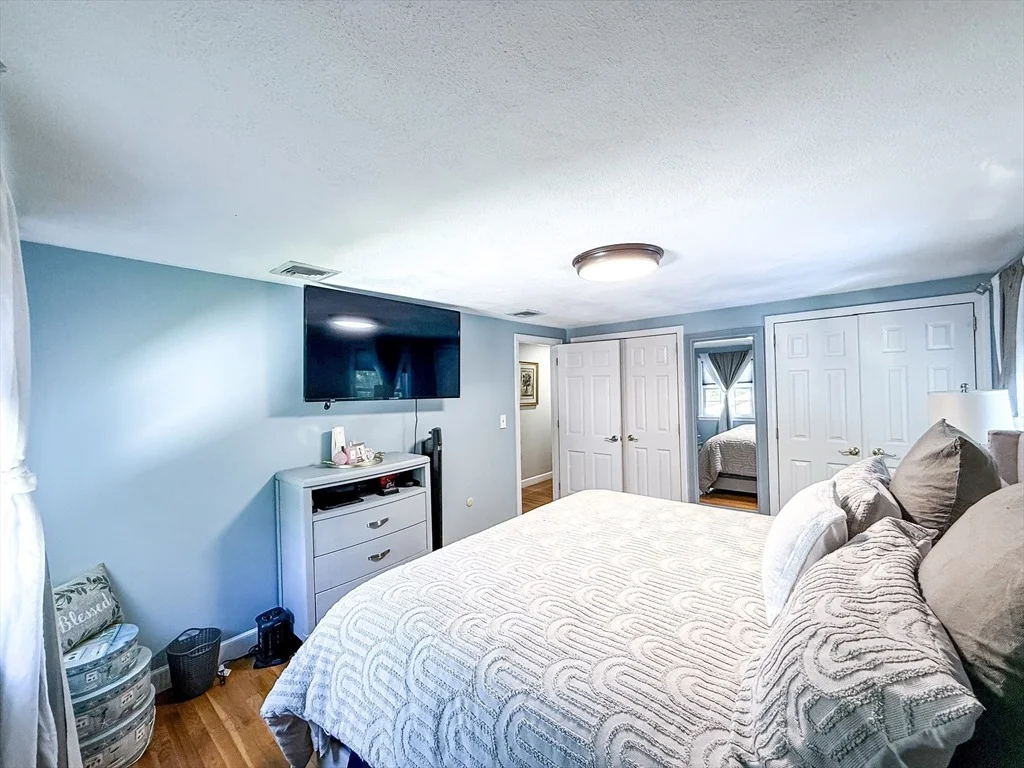 Photo of 17 Robin Rd