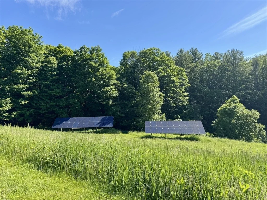 Photo of 40 Whately Glen Road