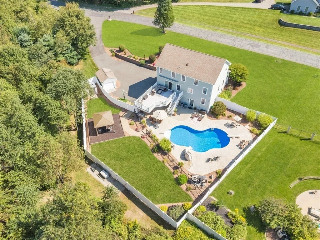 Photo of 8 Pheasant Run