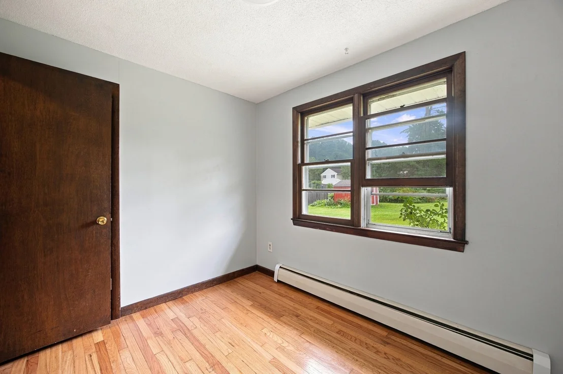 Photo of 460 Shaker Rd