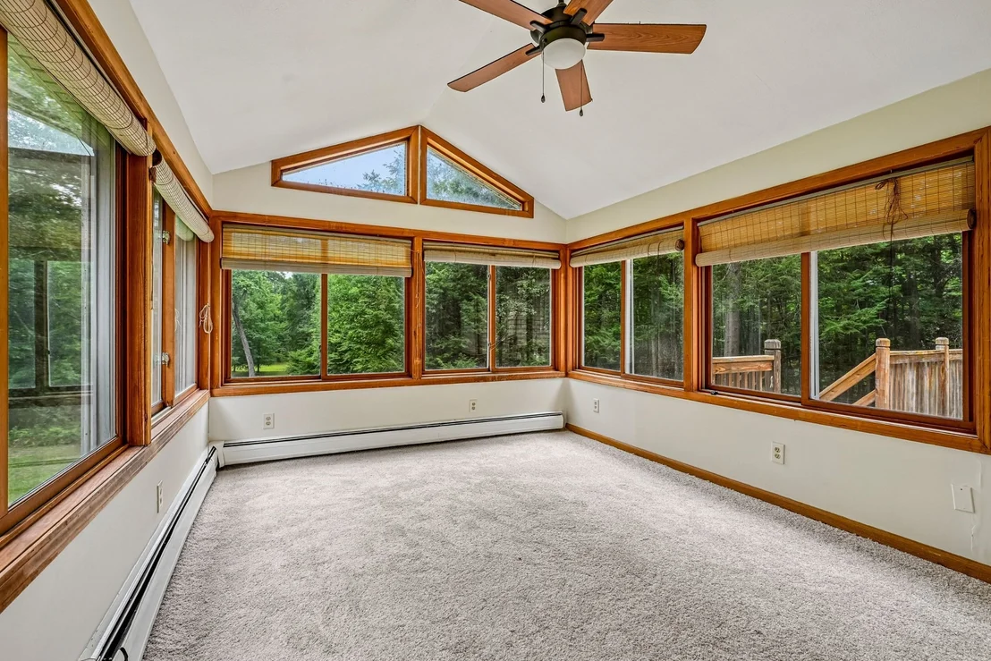 Photo of 35 Davidson Ave