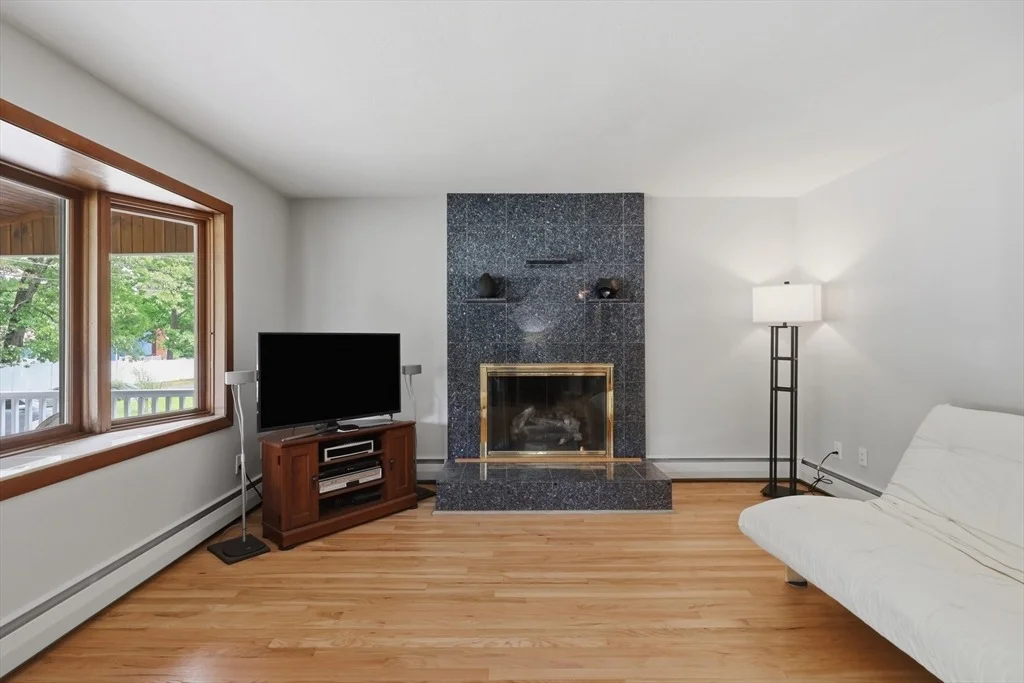 Photo of 20 Biscayne Drive