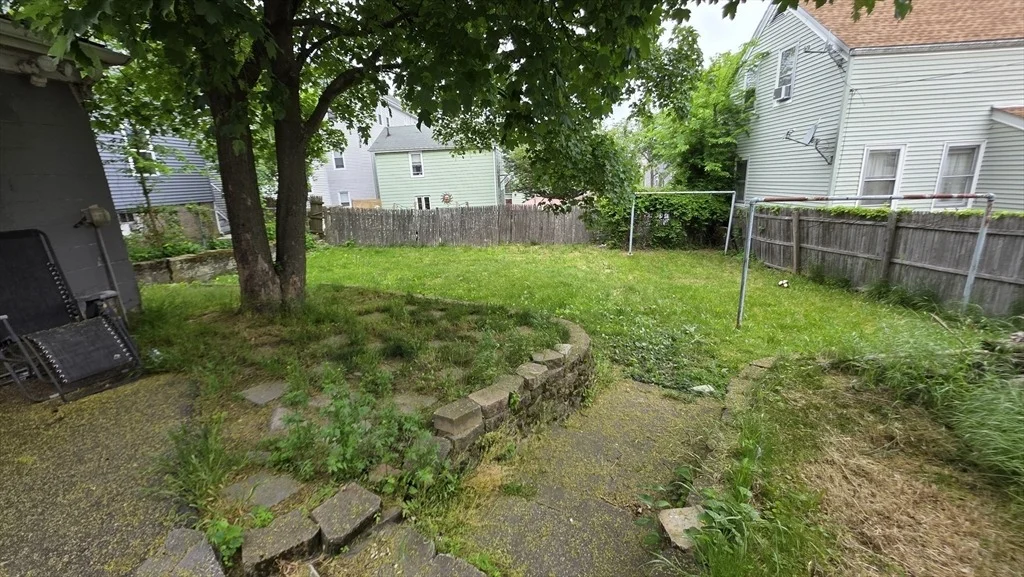 Photo of 155 Grant St