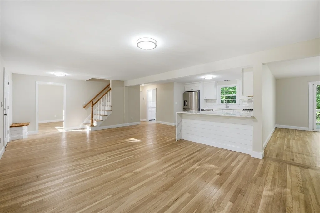 Photo of 3 Jonathan Ln