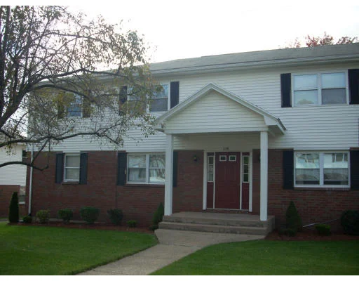 Photo of Unit C at 114 Colonial Circle