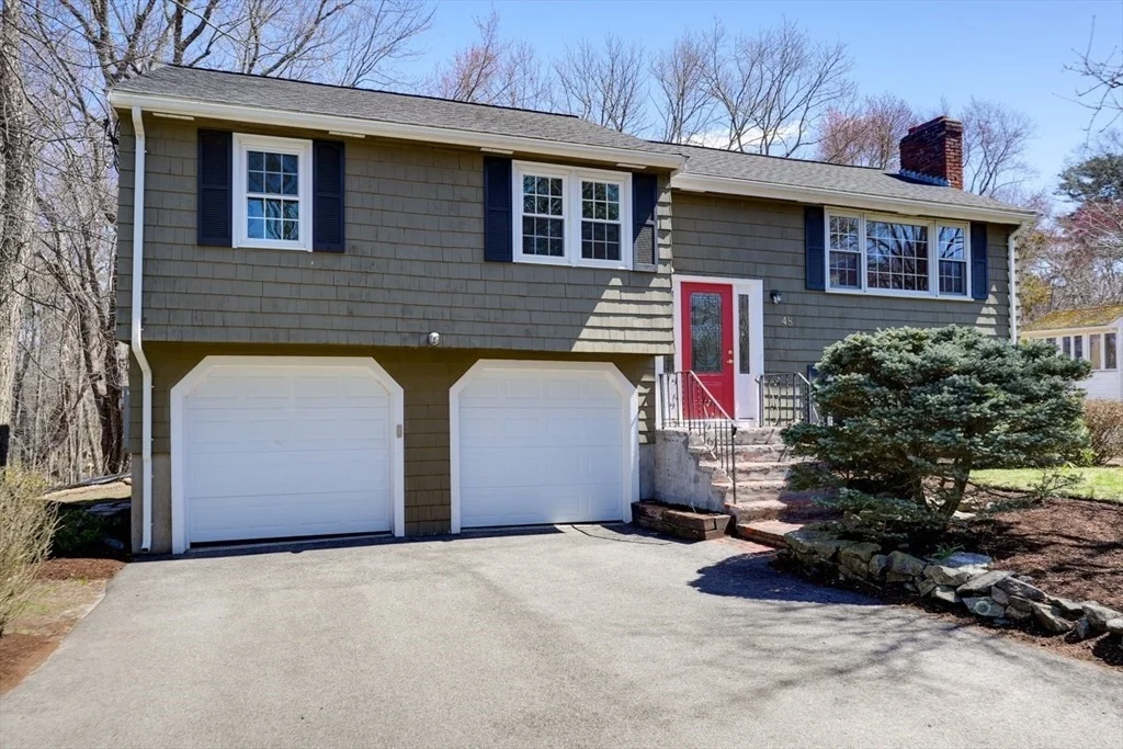 Photo of 48 Pinecrest Rd